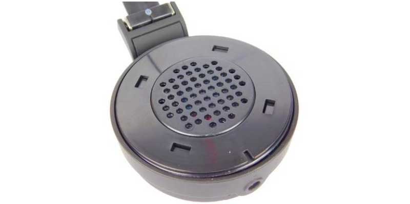 Headphone disc which sits on top